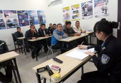 扣滿12分違章司機元旦起這項收費一地取消!