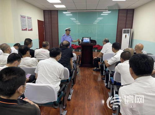 市北交警開展宣傳講座 提升駕駛員防御性駕駛技能