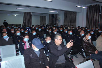 伊川縣交警到縣公交公司開展交通安全教育培訓