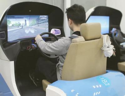 開自動擋的車,你的左腳放在哪?這幾個壞習慣要不得!