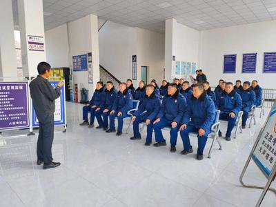 總隊駕駛員培訓(xùn)隊圓滿完成增駕及新訓(xùn)科目二場地駕駛技能考核