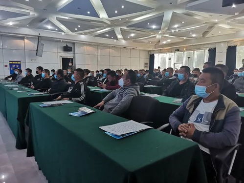 文明培育 承德市開展 出租車駕駛員文明禮儀培訓(xùn)