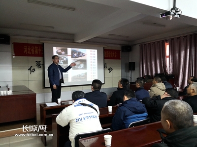 【兩會花絮】兩會大巴,棒棒的!