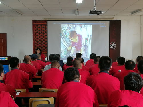 真情巴士組織開展駕駛員安全服務 專項培訓助推企業文明創建工作