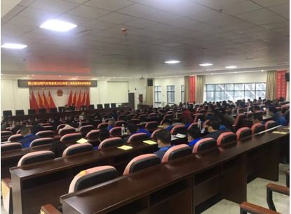 獨(dú)山縣開展出租車 公交車駕駛員 2022年度崗前培訓(xùn)會(huì)