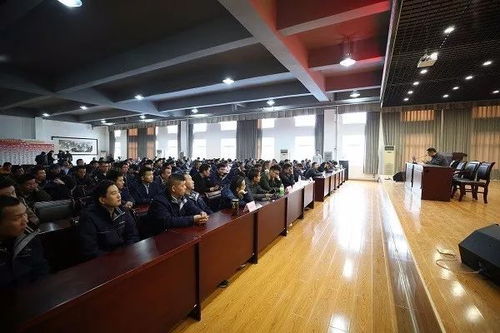 300余名新駕駛員,參加冬季安全行車知識培訓